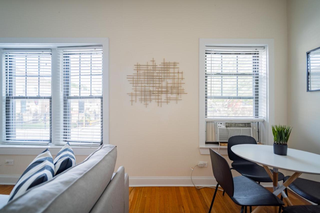 3-Bedroom Gem Apt With In-Unit Laundry - Lawndale 1 & 2 Rep Chicago Exterior photo
