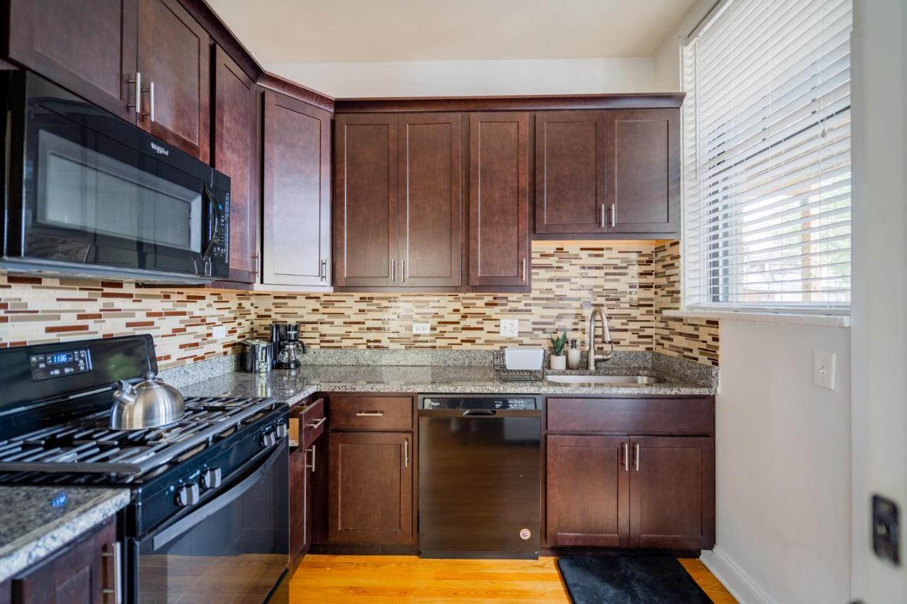 3-Bedroom Gem Apt With In-Unit Laundry - Lawndale 1 & 2 Rep Chicago Exterior photo